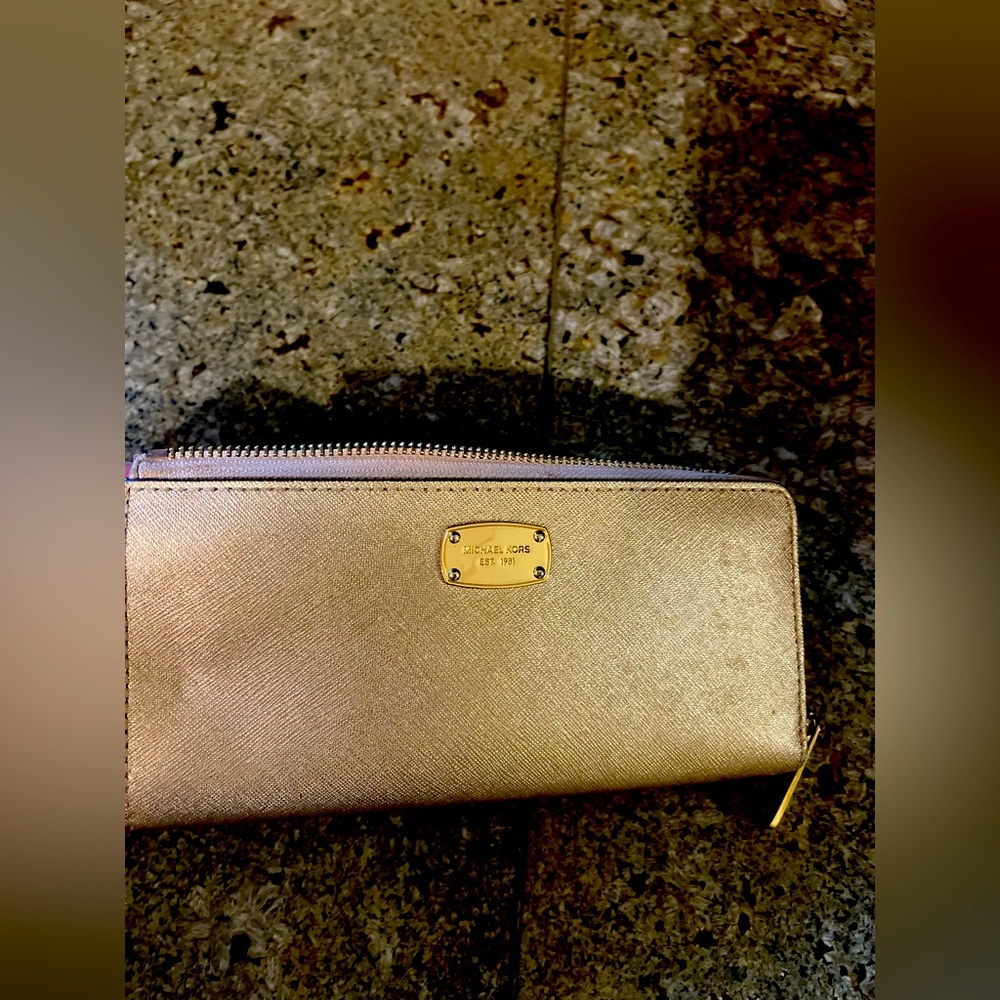 Michael Kors wallet
